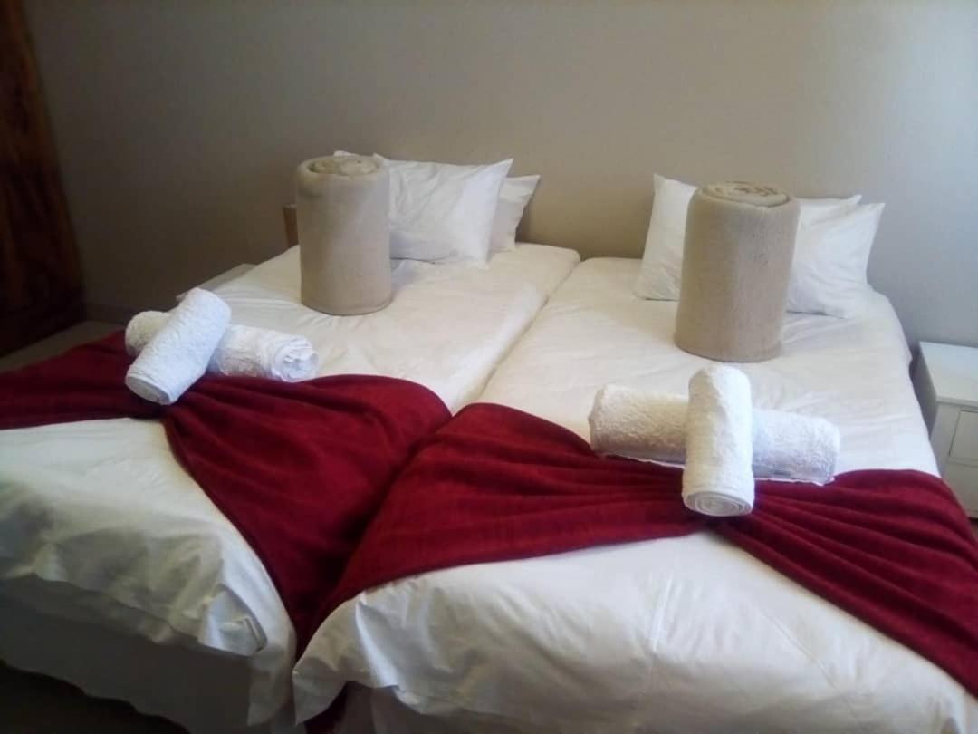 Elilo Bed And Breakfast Walvis Bay Exterior photo