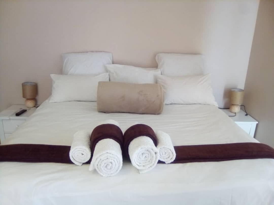 Elilo Bed And Breakfast Walvis Bay Exterior photo