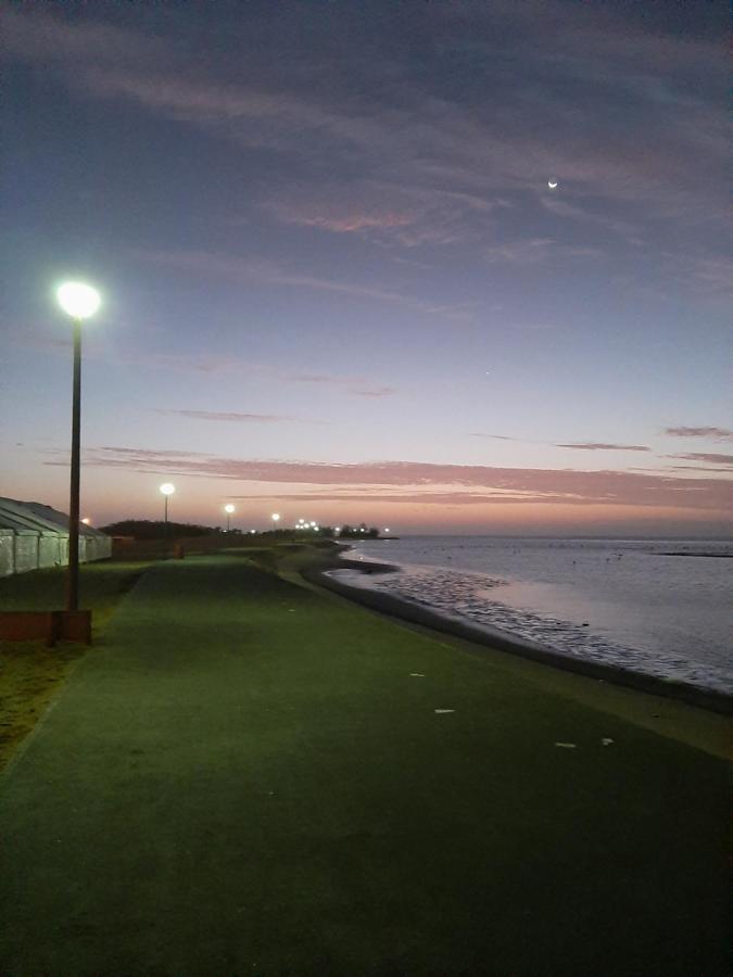 Elilo Bed And Breakfast Walvis Bay Exterior photo